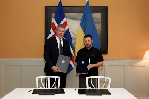 Bjarni Benediktsson forsætisráðherra og Volodómír Selenskí, forseti Úkraínu á fundi í Stokkhólmi í maí sl.