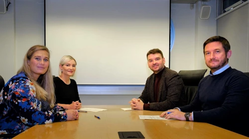 Dúna Baldursdóttir formaður stjórnar Samfés, Lilja Alfreðsdóttir mennta- og menningarmálaráðherra, Ásmundur Einar Daðason félags- og barnamálaráðherra og Victor Berg Guðmundsson framkvæmdastjóri Samfés. 
