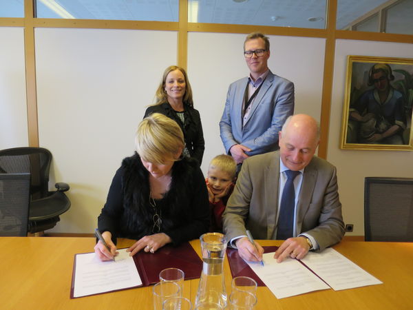 Undirritun samnings um ferðaþjónustureikninga